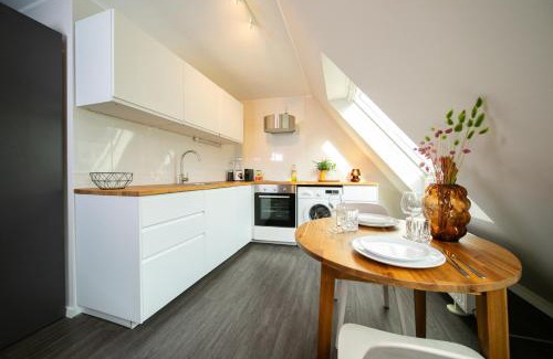 Dusseldorf Old Town Apartment | Favorite Stays -Suite and More - Altstadt