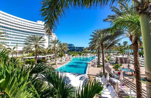 Mid Beach Resort | FB Miami Beach Sorrento Private Ocean Luxury Suite