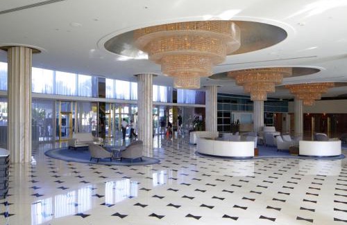 Mid Beach Resort | FB Miami Beach Sorrento Private Ocean Luxury Suite