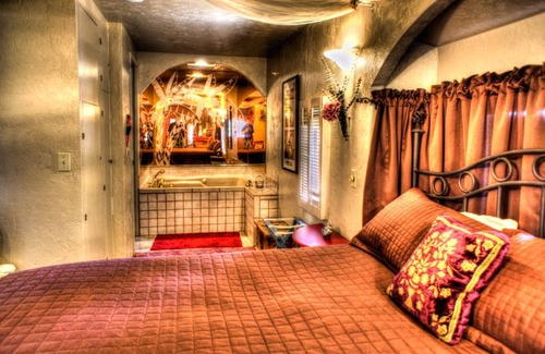 Nice Bed & Breakfast | Featherbed Railroad B&B Resort