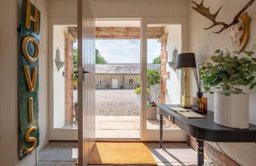 Ripon House | Feathered Nest