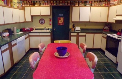 Rossville House | Featured on the Travel Channel, Home & Garden Channel and more. No Cleaning Fee!