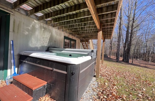 Winhall House | Featuring hot tub, pool table and sauna!