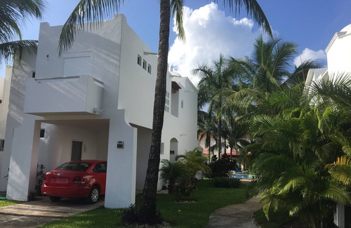 Playacar Fase II House | Feb 25th onward avail 150Mbps Wifi 7 Bikes Beach Access Rare Find Contact me 🏖