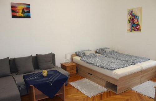 Szolnok Apartment | Fecske Apartman