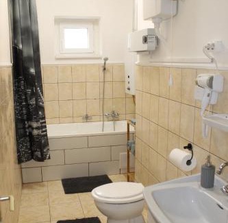 Szolnok Apartment | Fecske Apartman