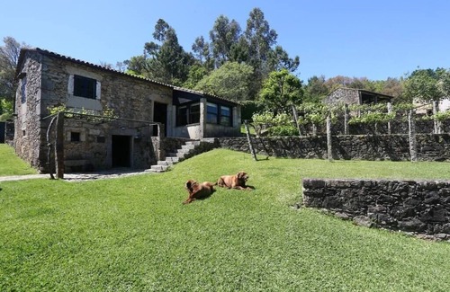 Eiras Cottage | Fee4Me O'Pepito The Peace Corner