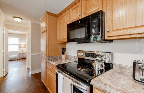 Columbia House | Fenced Yard with Pool! 10 Mins to Lake Murray