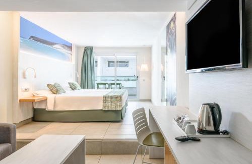 Solana del Matorral Hotel | FERGUS Cactus Garden