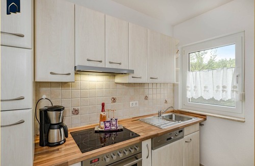 Koserow Apartment | Ferienappartement mit Terrasse, Strandkorb, Wlan und Pkw-stellplatz