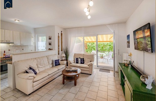 Koserow Apartment | Ferienappartement mit Terrasse, Strandkorb, Wlan und Pkw-stellplatz