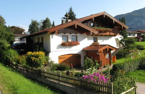 Schwaz Apartment | Ferienwohnung A - Appartements Landhaus Schwaninger