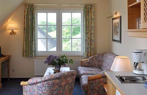 Alt Reddevitz Apartment | Ferienwohnung Adlershof mit 50 qm, 1 Schlafzimmer für maximal 4 Personen