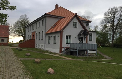 Klein Mohrdorf Apartment | Ferienwohnung auf dem Gutshof