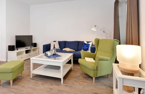 Ralswiek Apartment | Ferienwohnung Blaues Haus App 2 in Ralswiek