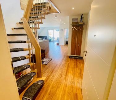 Waldkirch Apartment | Ferienwohnung Burgblick