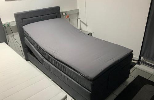 Hueckelhoven Apartment | Ferienwohnung Hückelhoven-Baal E-Bike und Rollerverleih