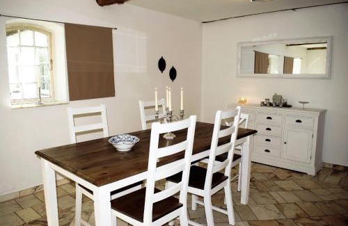 Stadum Apartment | Ferienwohnung Junimond Stadum