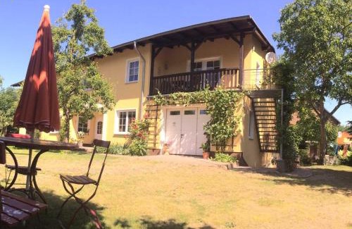 Benz Apartment | Ferienwohnung Muehlenblick