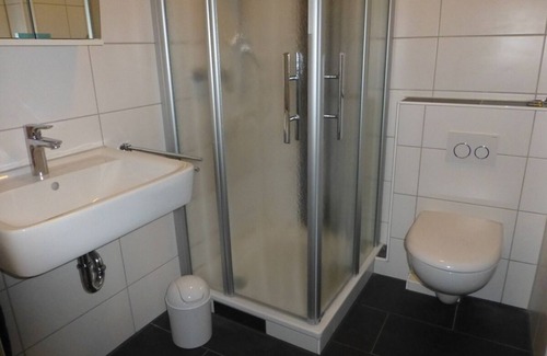 Mitte-Nordost Apartment | Ferienwohnung Wismarweg, 1-3 Pers