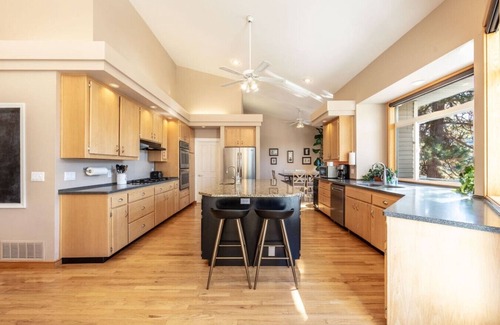 Coeur d'Alene Apartment | Fernan`s Finest Lake Views!