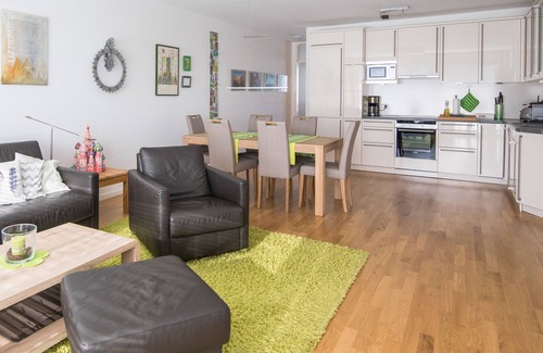 Schutzenplatz Apartment | Fewo storage quarter - Excl. 3-Zi.Apartment (F * DTV) near the city center