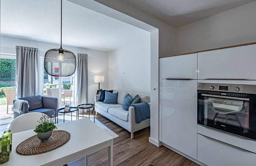 Gluecksburg Apartment | fewo1846 - Lille loft/beachfront apartment with 2 bedrooms and garden