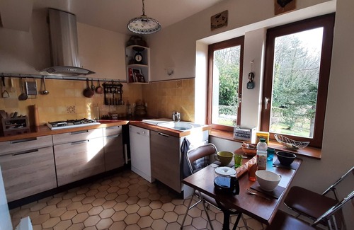 Nassandres sur Risle Villa | Fibered and turnkey family country house on the edge of the woods