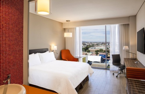 Aguascalientes Hotel | Fiesta Inn Aguascalientes Patio