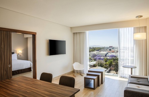 Aguascalientes Hotel | Fiesta Inn Aguascalientes Patio