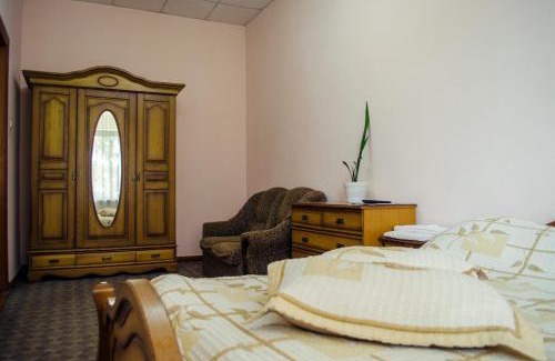 Kamenets-Podol'skiy Hotel | Filvarki-Centre