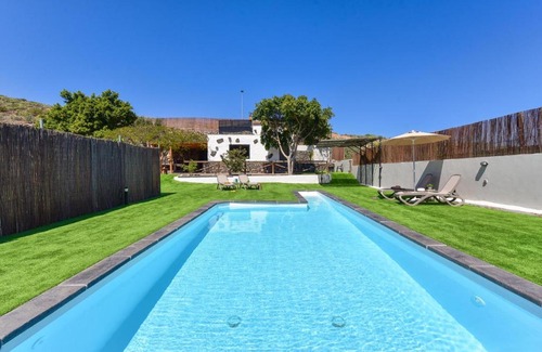 Ingenio House | Finca Aguatona RC10 by VillaGranCanaria
