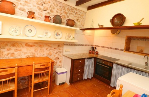 Es Llombards Villa | Finca "Can Cova" with Private Pool and Wi-Fi