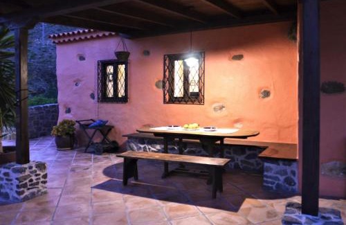 Los Palmitos House | Finca Las Olivas - Unique country house with heated pool