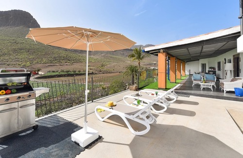 Aguimes Cottage | Finca Los Quevedo - Three Bedroom Cottage, Sleeps 6