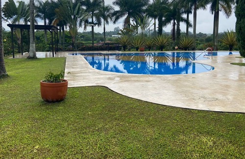 Pereira Villa | Finca Marken