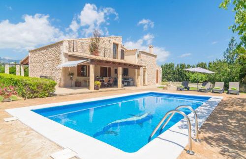 Buger Villa | Finca Miralles