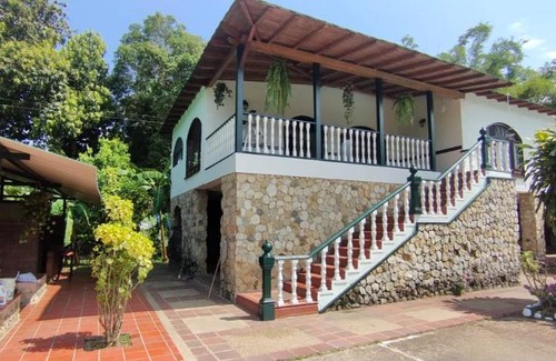 Melgar Villa | Finca piedra cristal