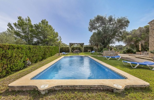 Llubi Villa | Finca with pool and garden views