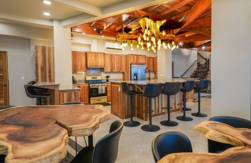 Matapalo House | Find Yourself Somewhere