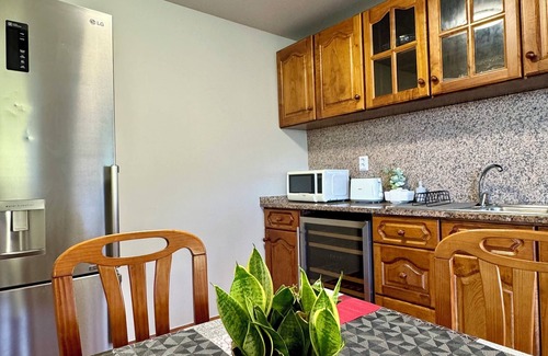 Calheta House | Find yourself surrounded by the serenity of nature, but very close to services.