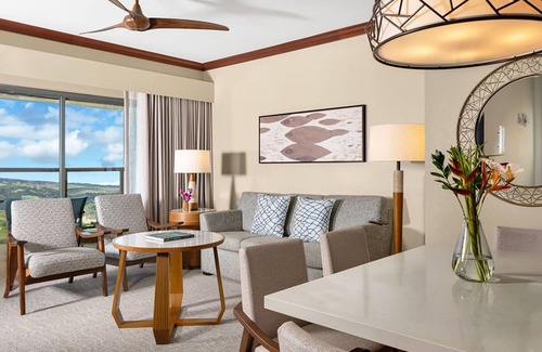 Ko Olina Resort | 𝐅𝐢𝐧𝐝𝐢𝐧𝐠 𝐌𝐞𝐢𝐥𝐢’𝐬 Beachfront Fun at KoOlina Club Resort+Amenities.2BR