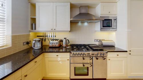 Topsham House | Finelia House