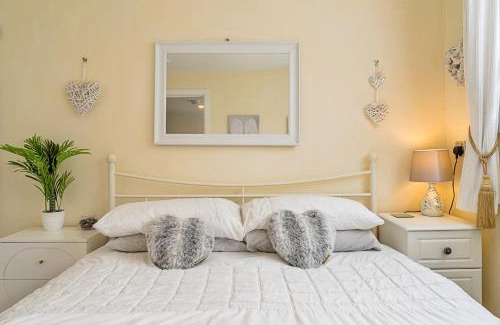 St Teath Ski Chalet | Finest Retreats - Lanteglos Villa