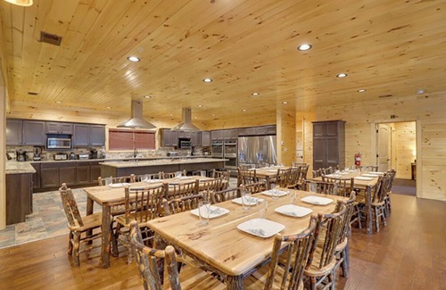 Pigeon Forge Cabin | Fire Creek Retreat | Sleeps 48 | 12BR, 13BA Lodge!