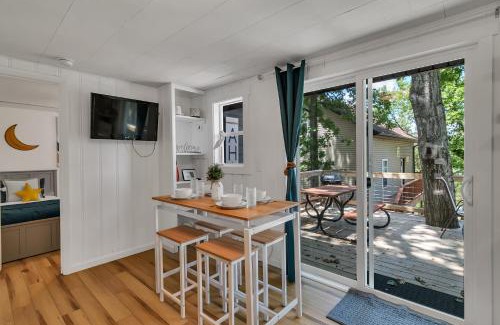 Kimberling City House | Firefly Cottage cabin