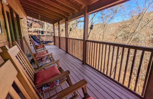 Sevierville Ski Chalet | Firefly Hollow Cabin - Smoky Mountains - Soaky Mountain Water Park - Sevierville Convention Center