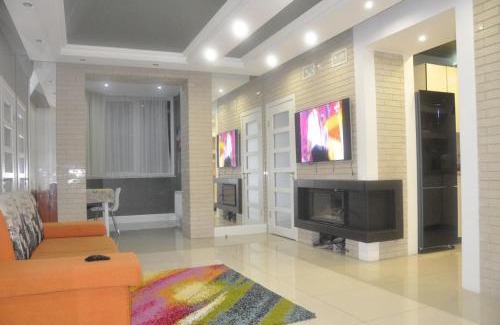 Yavory Apartment | Fireplace Apartment on Puliuia 40