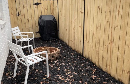 Summerville Cottage | 🔥 Firethorn: Summerville Cottage, Medical District