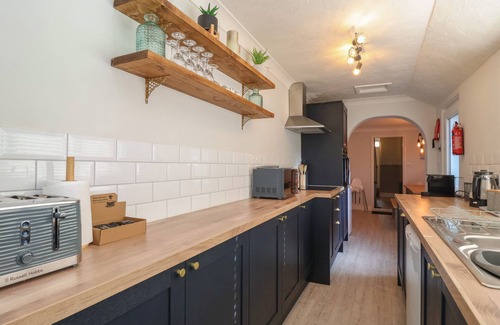 Lowestoft Cottage | First Light